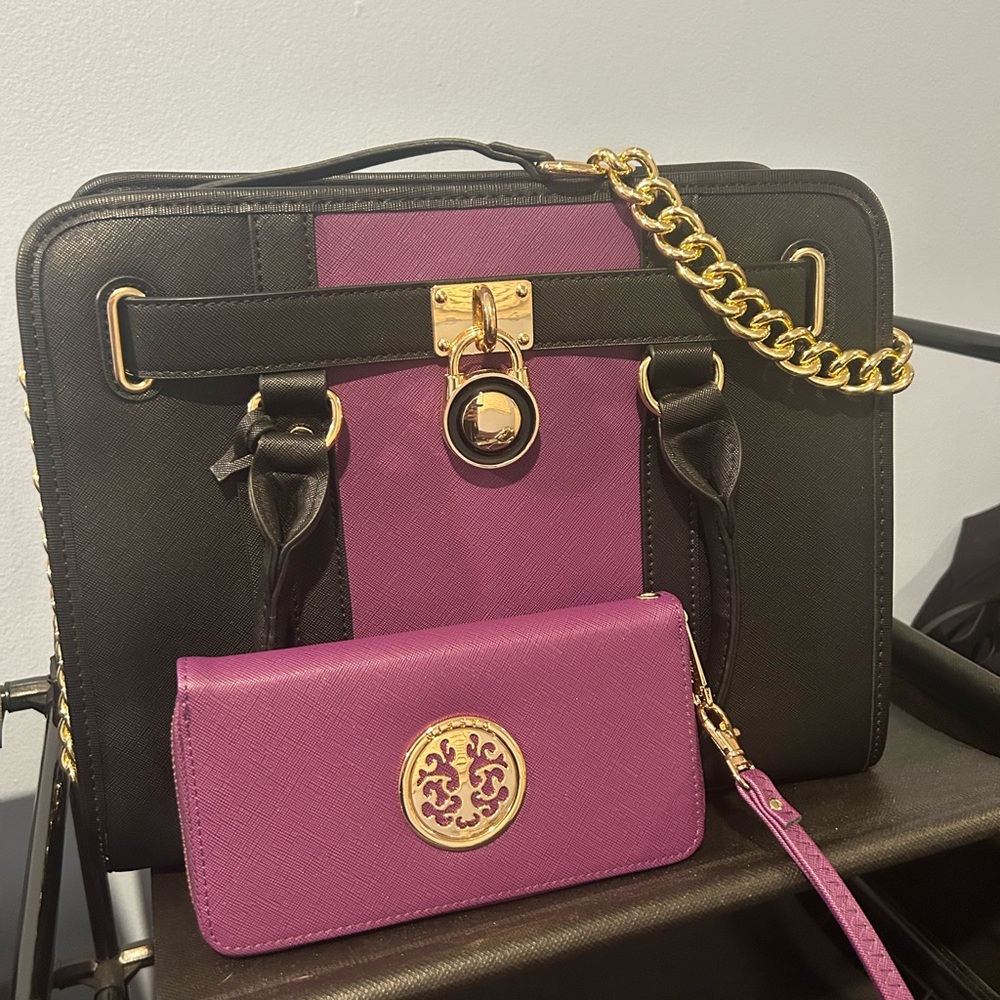 Dasein Elegant Black and Purple Women's Bag Set - Picture 7 of 9